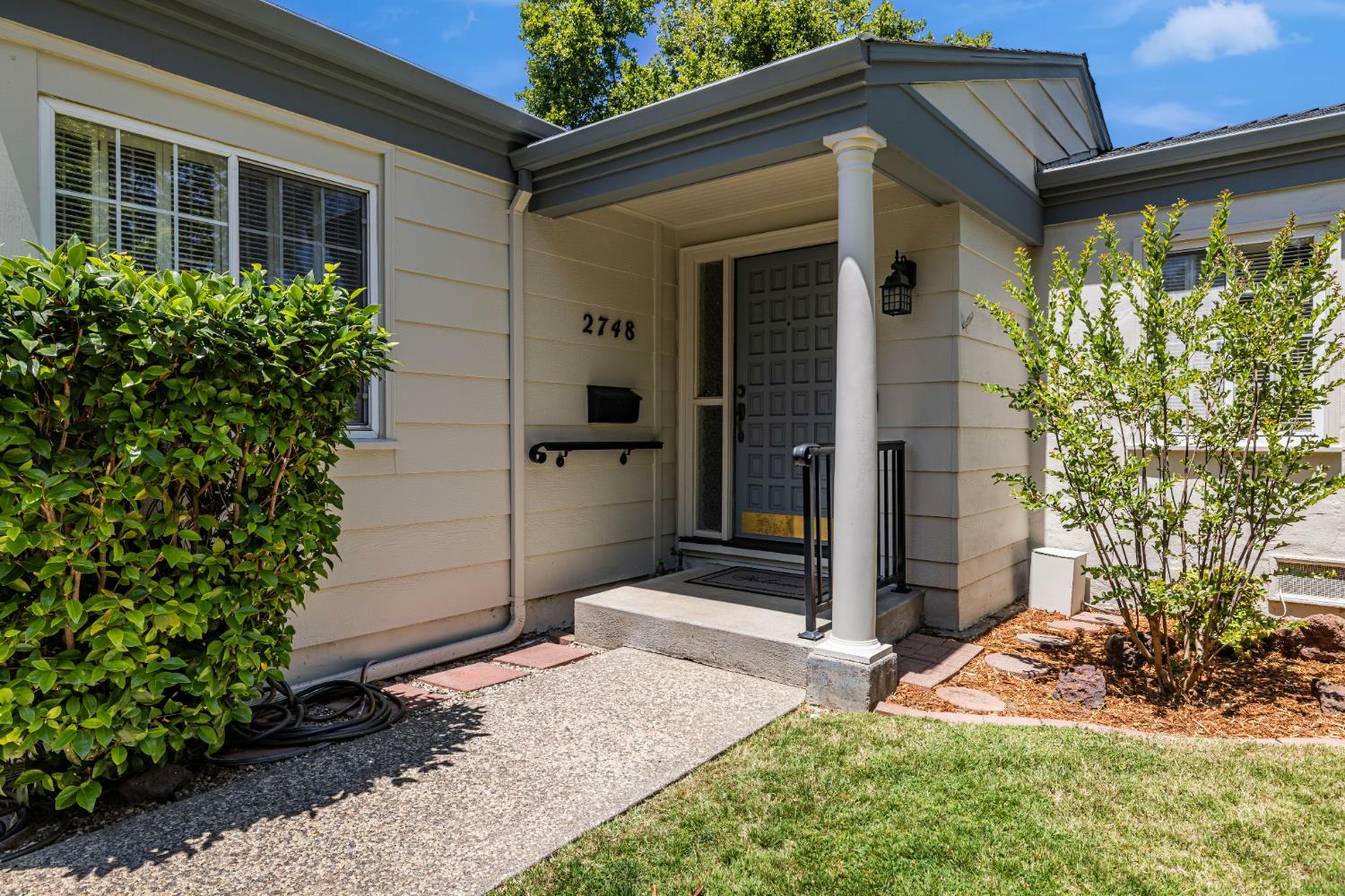 Property Photo: 2748 14th Street CA 95818