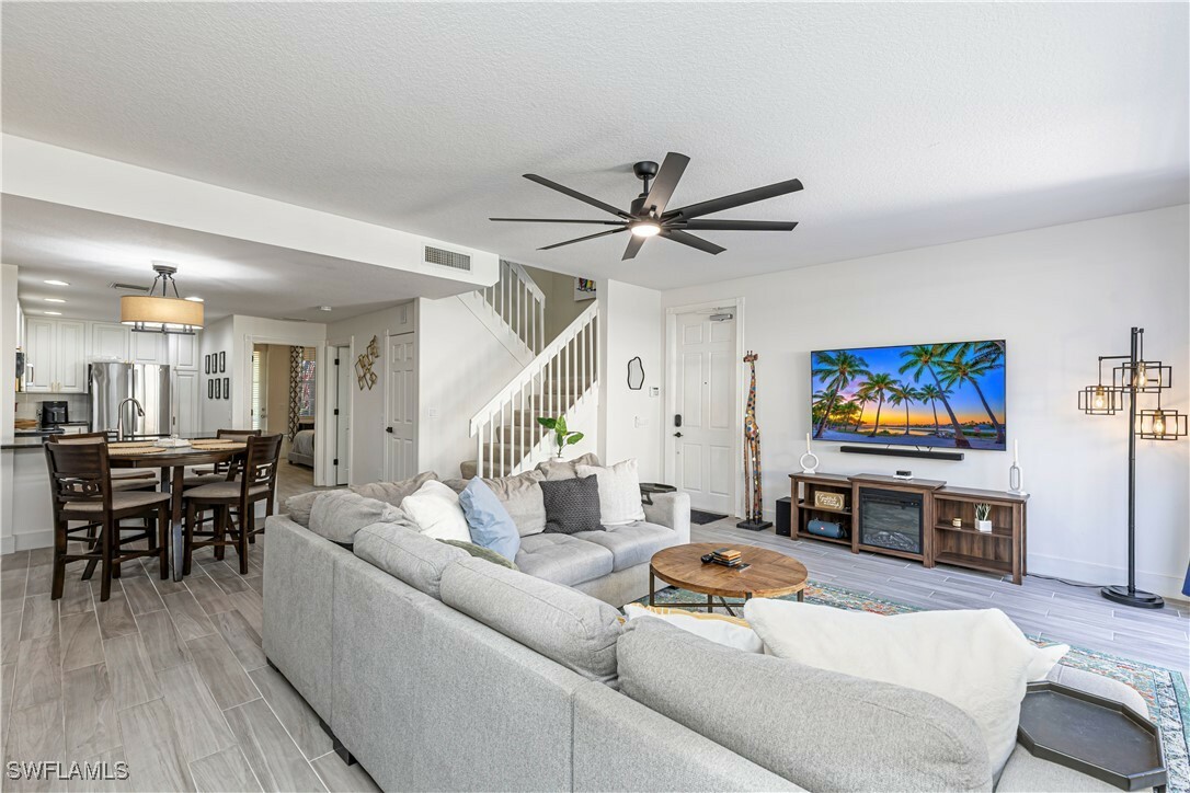 Property Photo: 28572 Alessandria Circle SW FL 34135