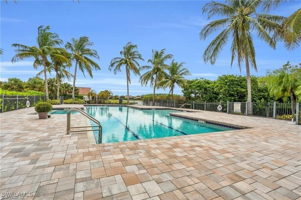 Property Photo: 13406 Kent Street FL 34109