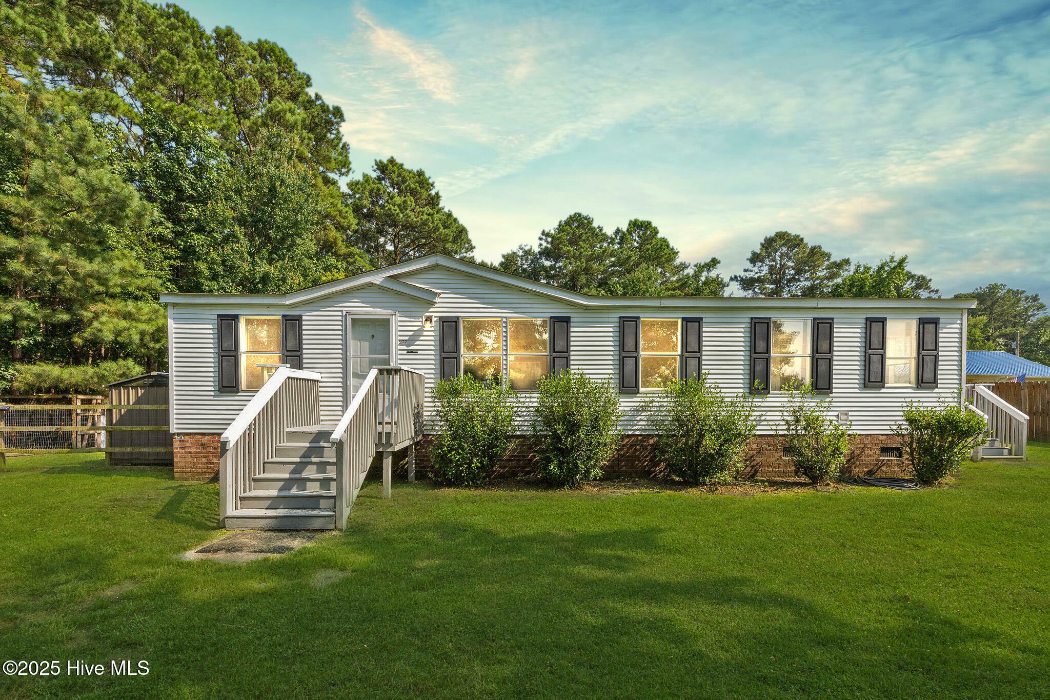 Property Photo: 5849 Burgaw Highway NC 28454