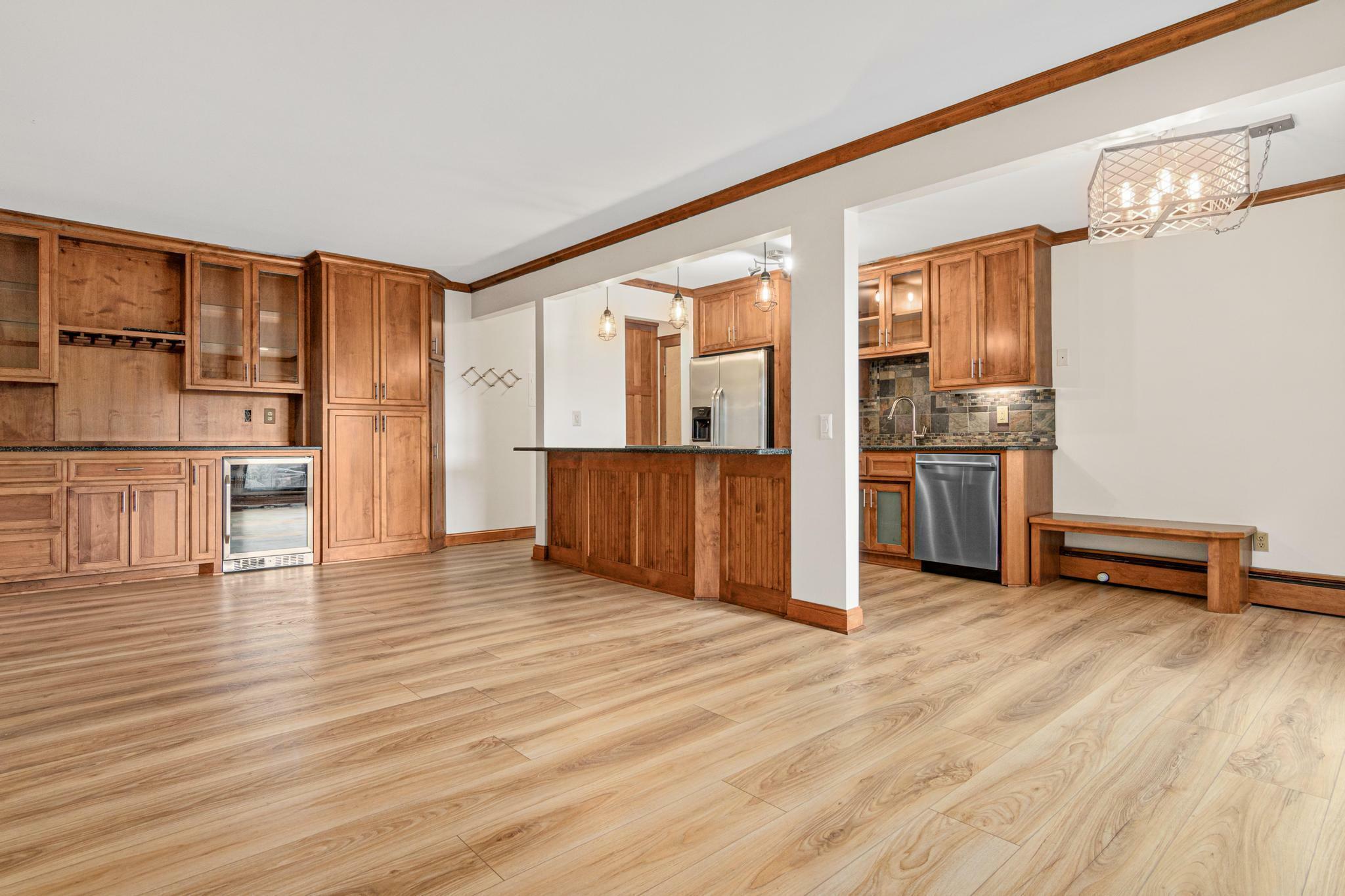 Property Photo: 4424 Cedar Lake Road S 4 MN 55416