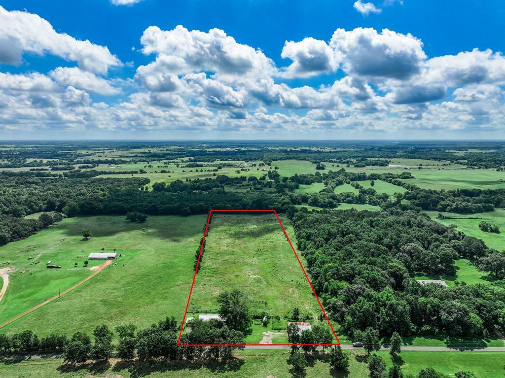 Property Photo:  909 County Road SW 3055  TX 75478 