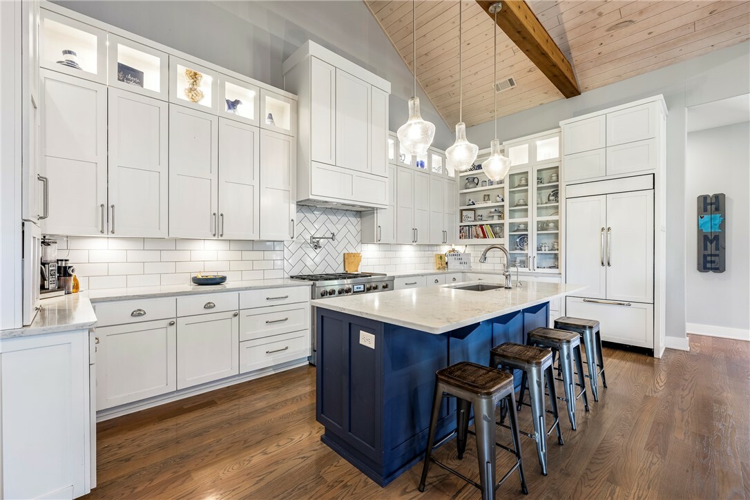 Property Photo: 406 SW E Street AR 72712