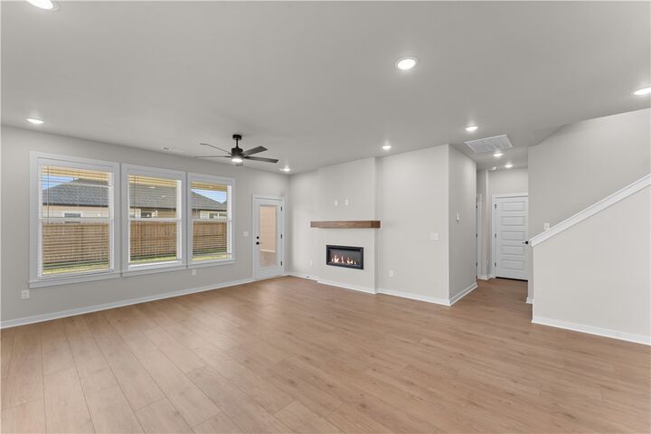 Property Photo:  6001 SW Desert Avenue  AR 72713 