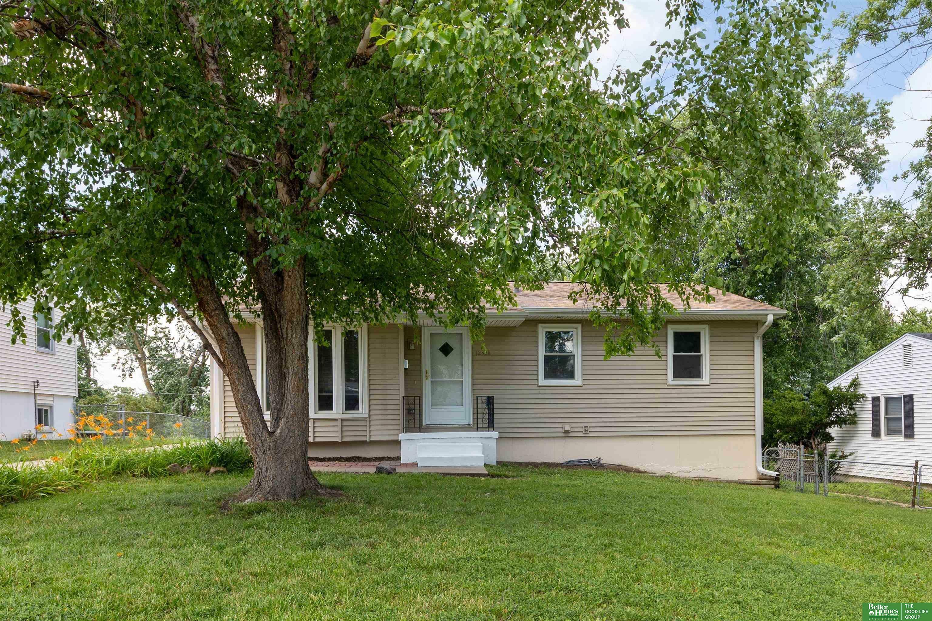 Property Photo: 12328 C Street NE 68144