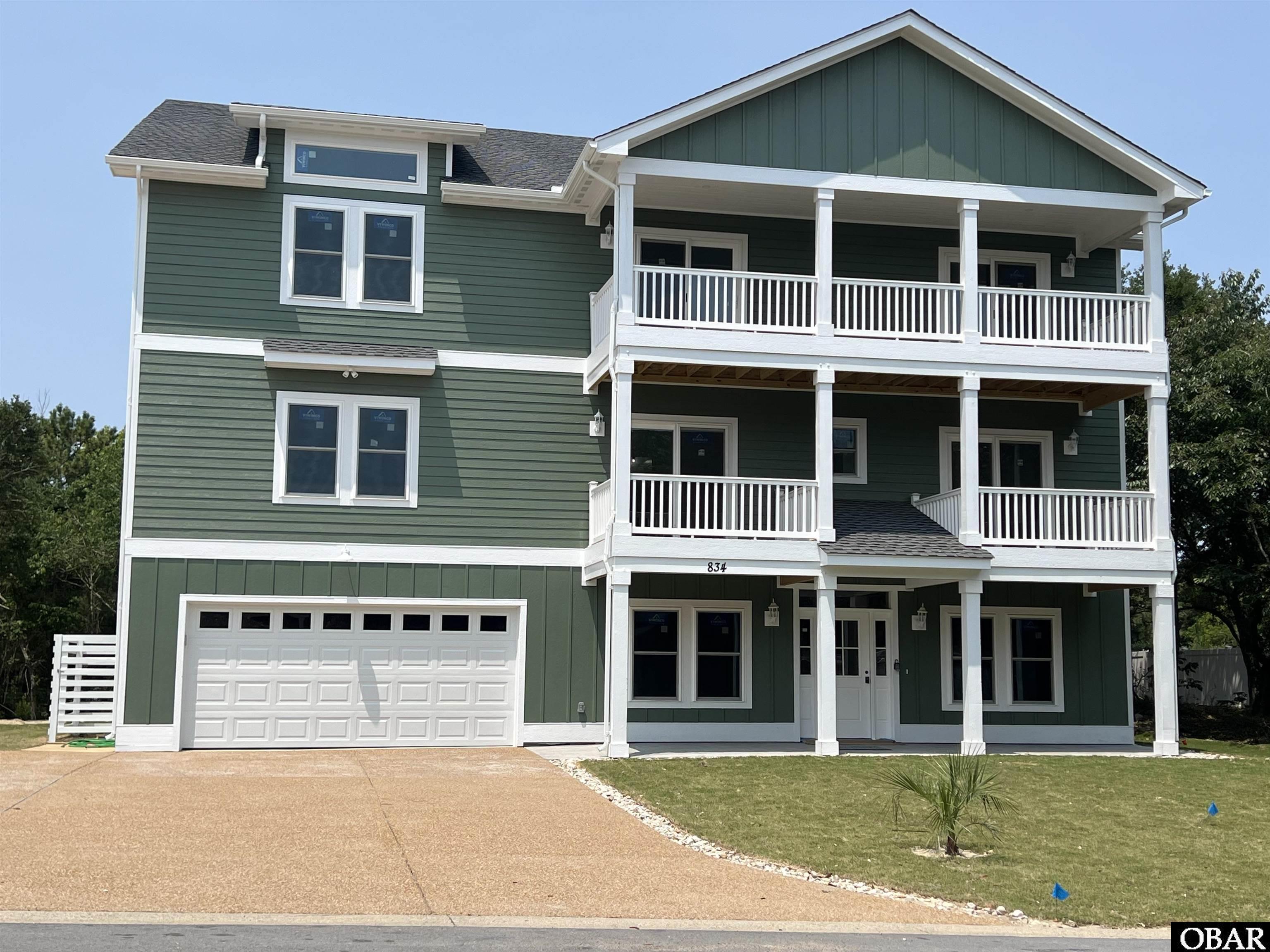 Property Photo:  834 Hunt Club Drive  NC 27927 