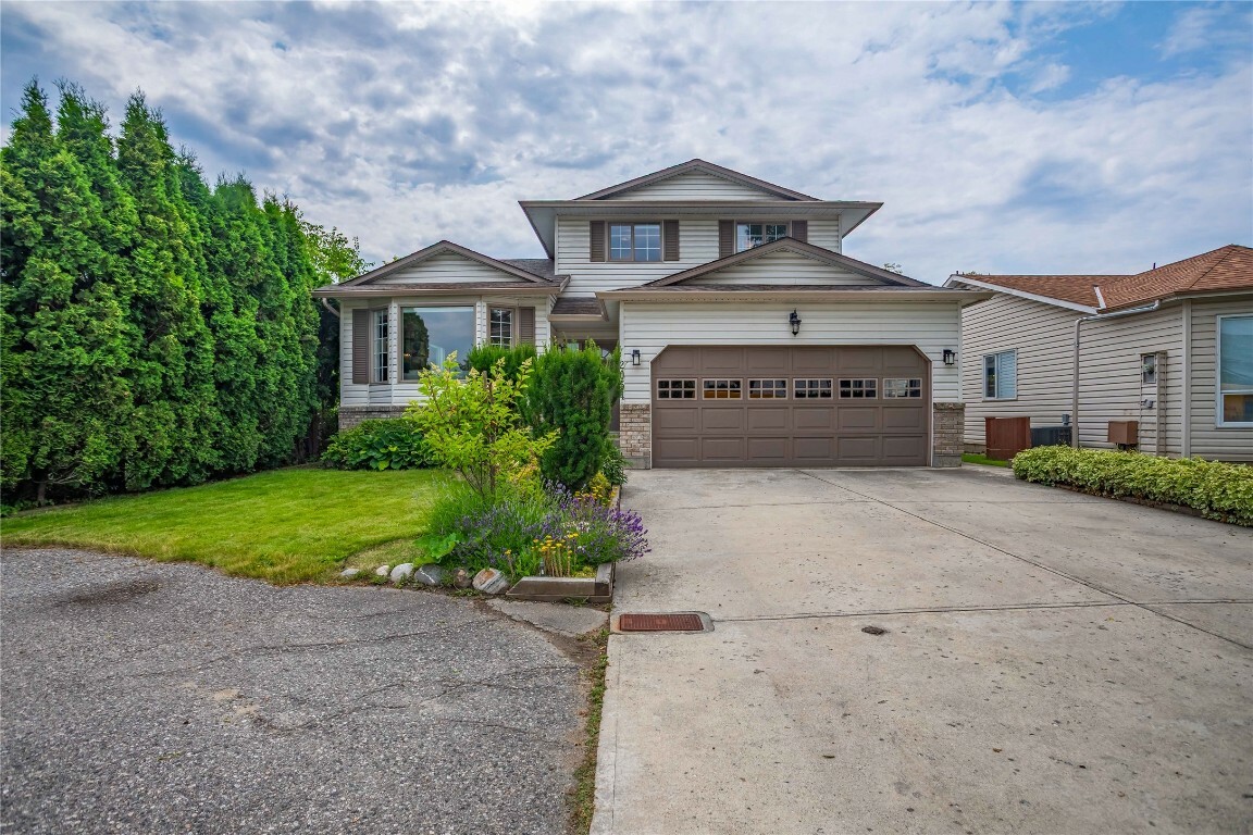 Photo de la propriété: 2054 Zinnia Road BC V1V 1P5