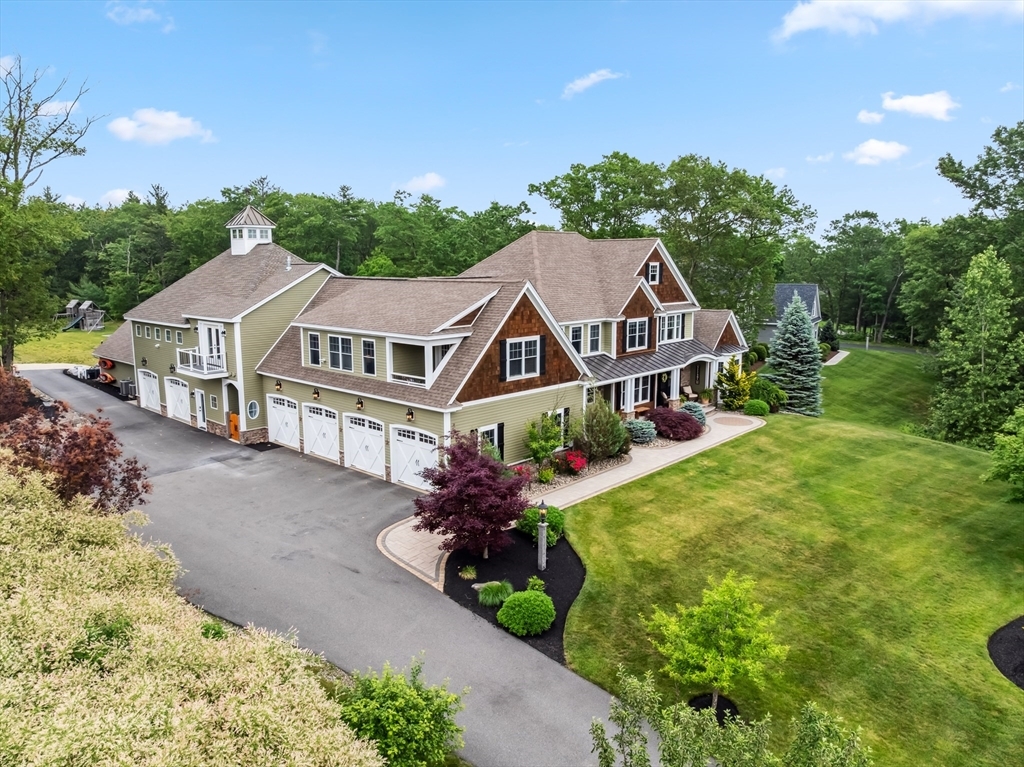Property Photo:  32 Burnham  NH 03087 