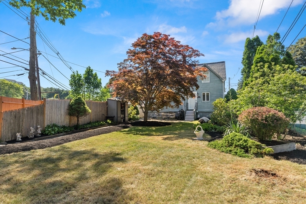 Property Photo:  91 Bartholomew St  MA 01960 
