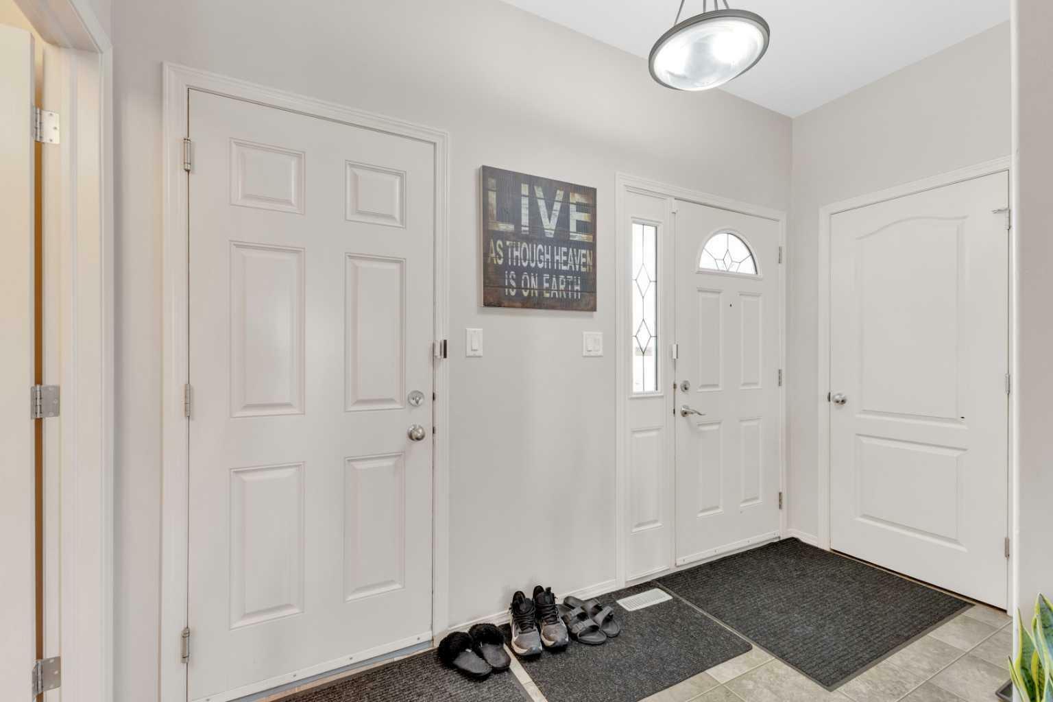 Property Photo:  54 Vold Close  AB T4R 0G4 