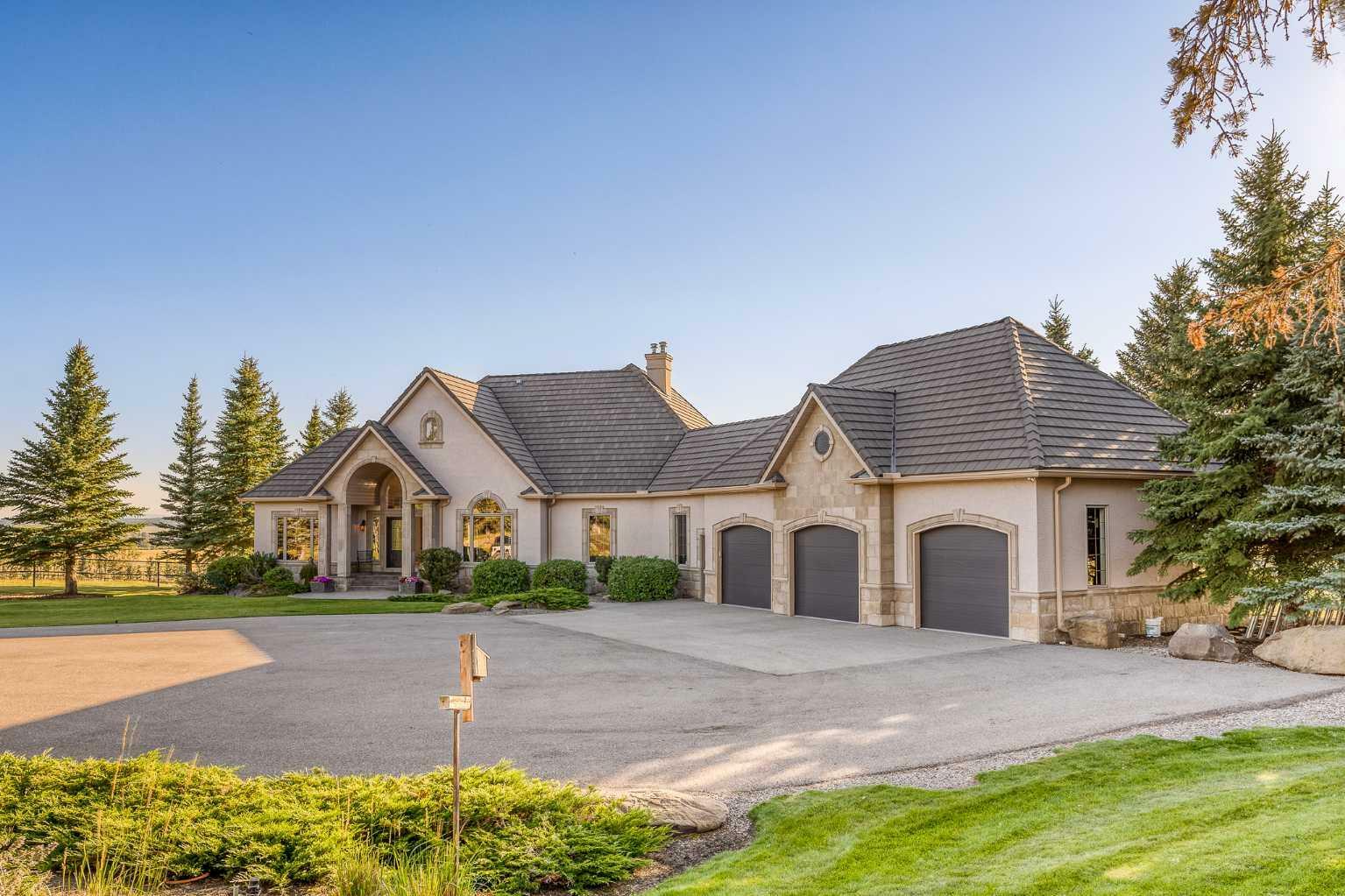Photo de la propriété: 43062 Township Road 250 AB T3X 3H9