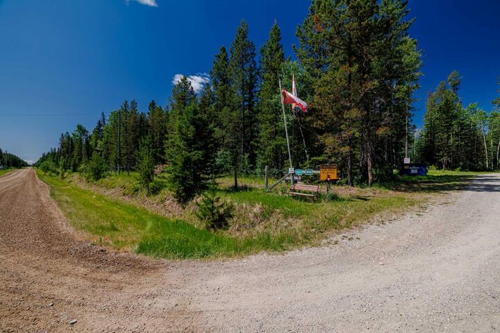 282155 Range Road 53  Rural Rocky View County AB T4C 1A7 photo