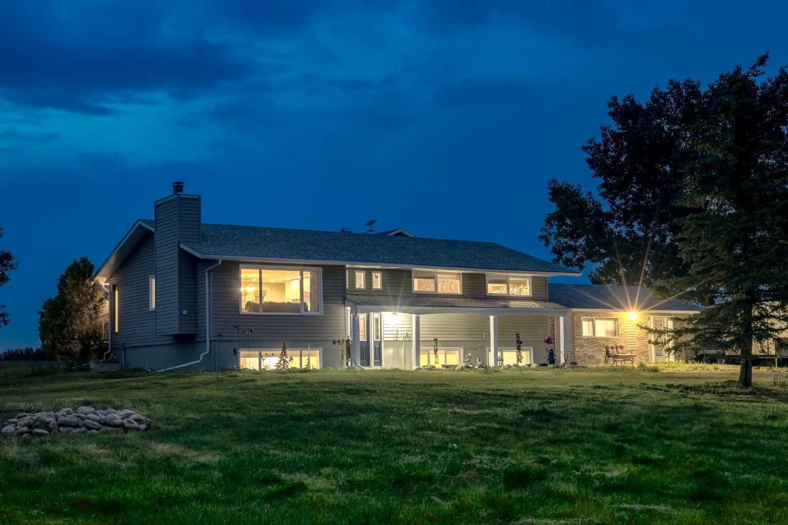 Property Photo: 119016 273 Avenue E AB T1S 4G3