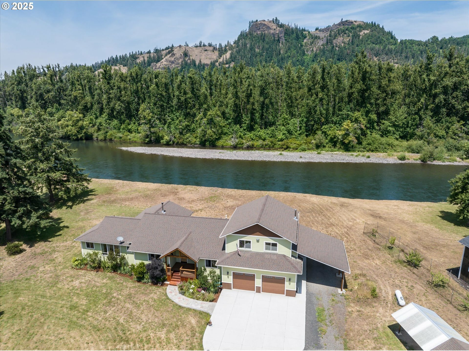 37381 Riverside Dr  Pleasant Hill OR 97455 photo