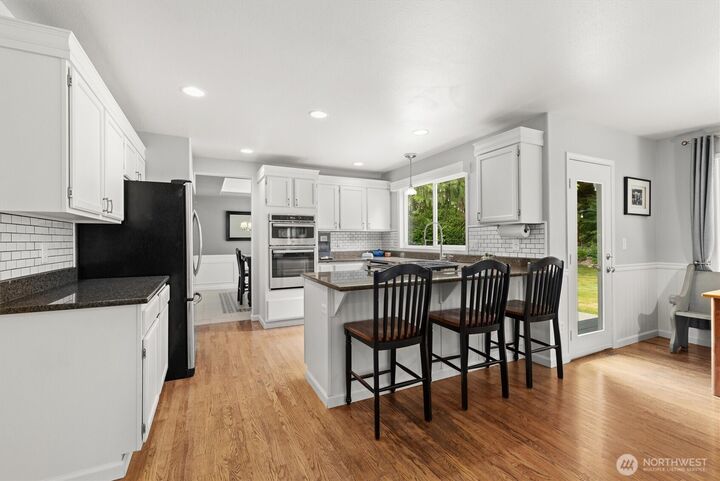 Property Photo:  21302 NE 186th Street  WA 98077 