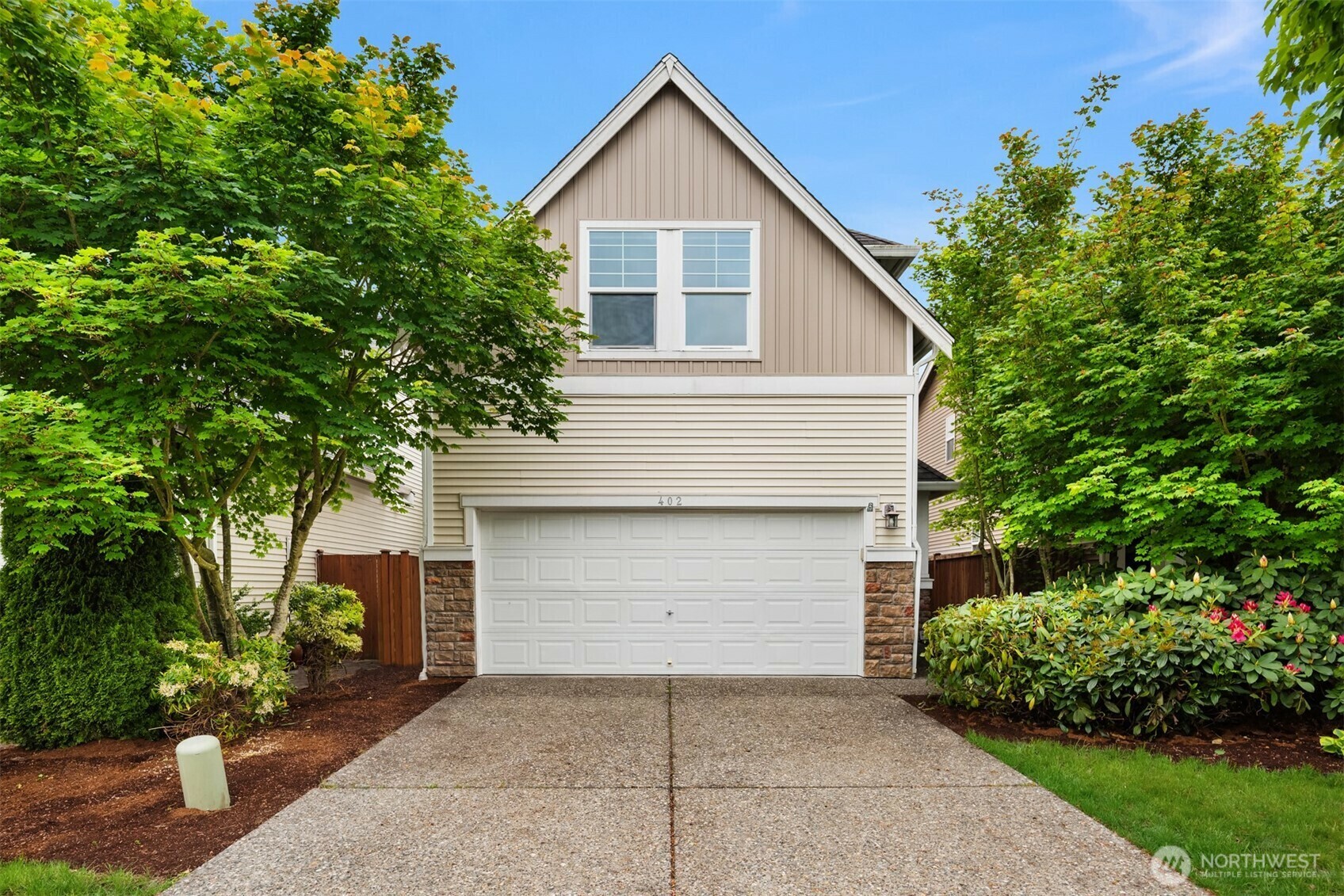 Property Photo: 402 124th Place SE WA 98208