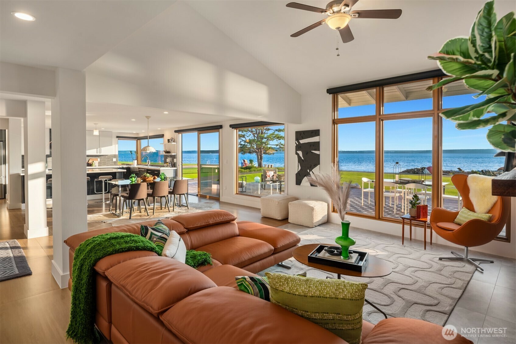 Property Photo: 18505 Normandy Terrace SW WA 98166