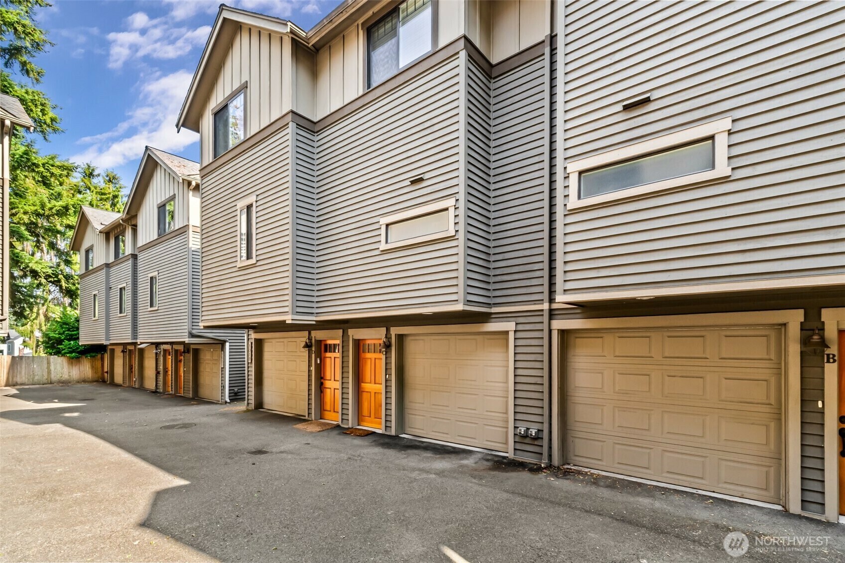 Property Photo: 1019 NE 125th Street C WA 98125