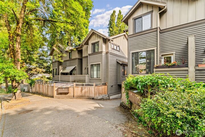 Property Photo:  1019 NE 125th Street C  WA 98125 