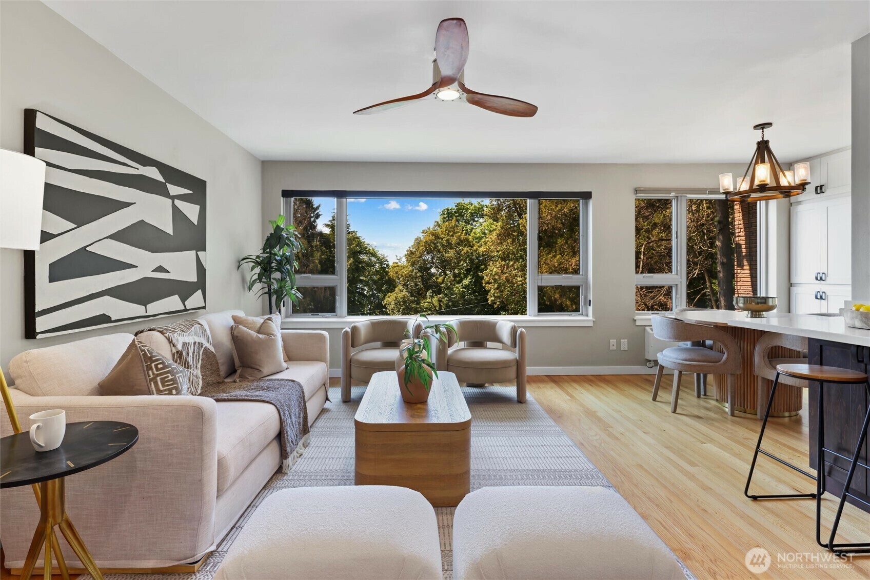 530 W Olympic Place 407  Seattle WA 98119 photo