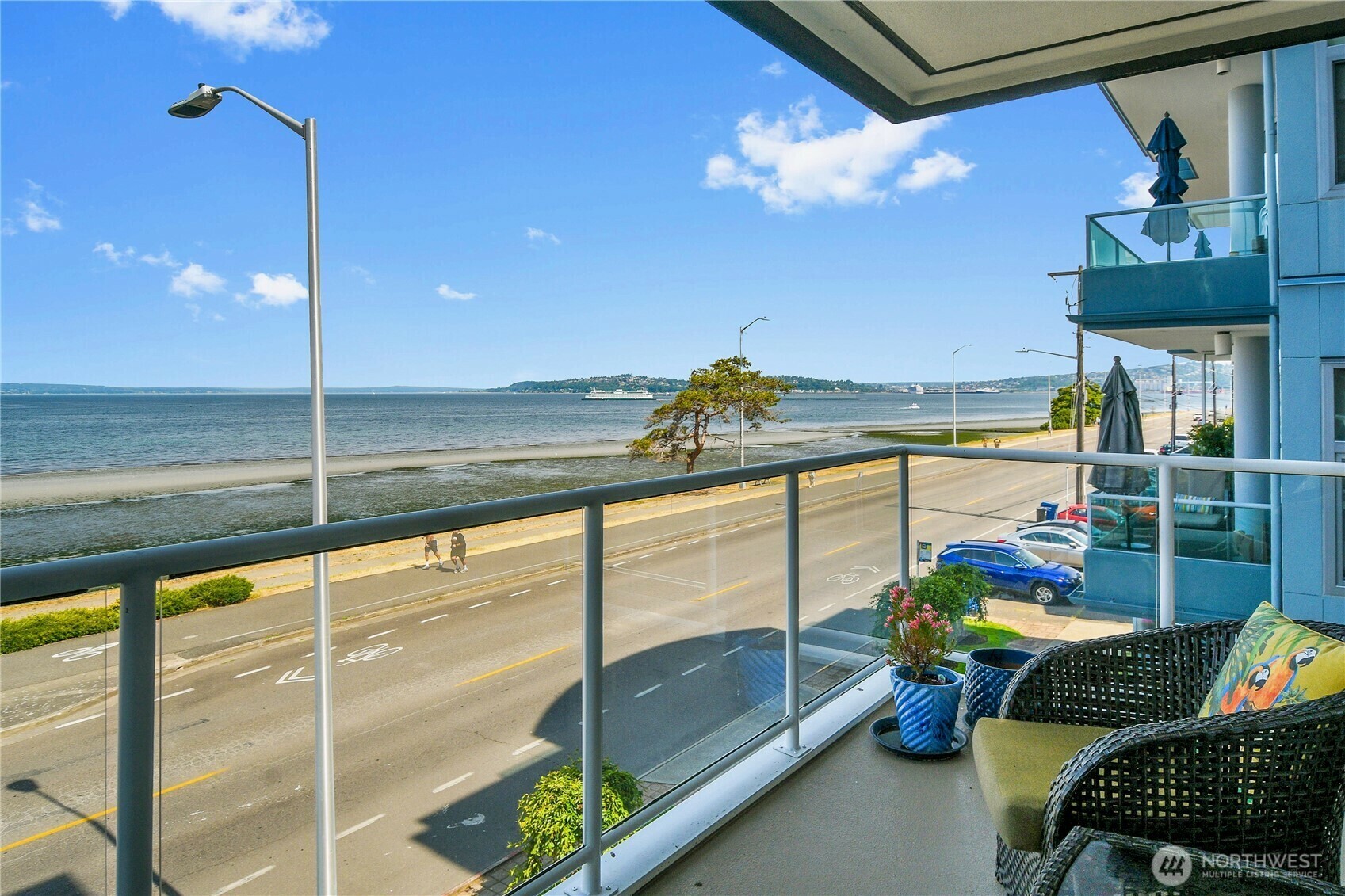 1388  Alki Avenue SW 301  Seattle WA 98116 photo