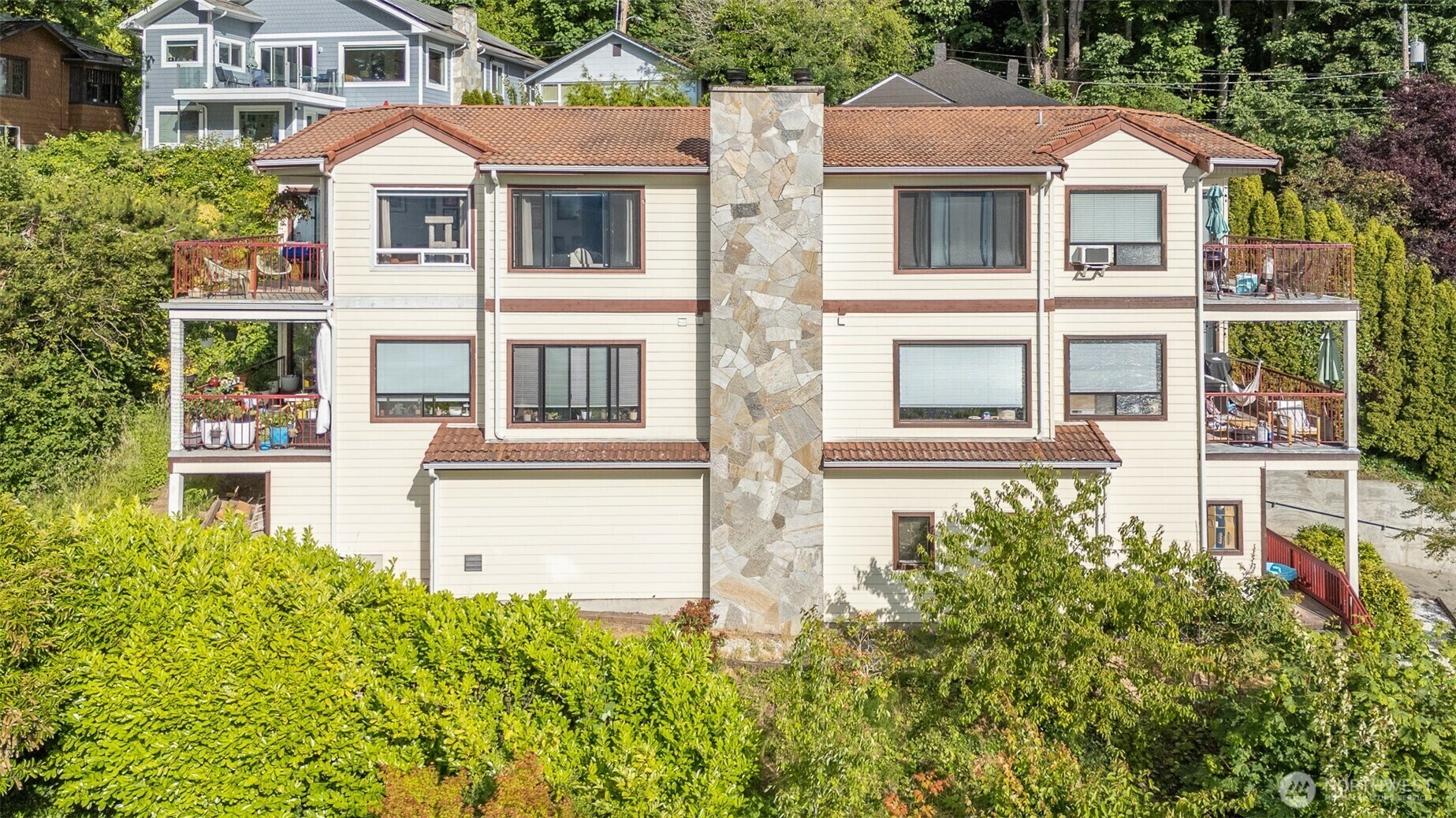 5310 SW College Street  Seattle WA 98116 photo
