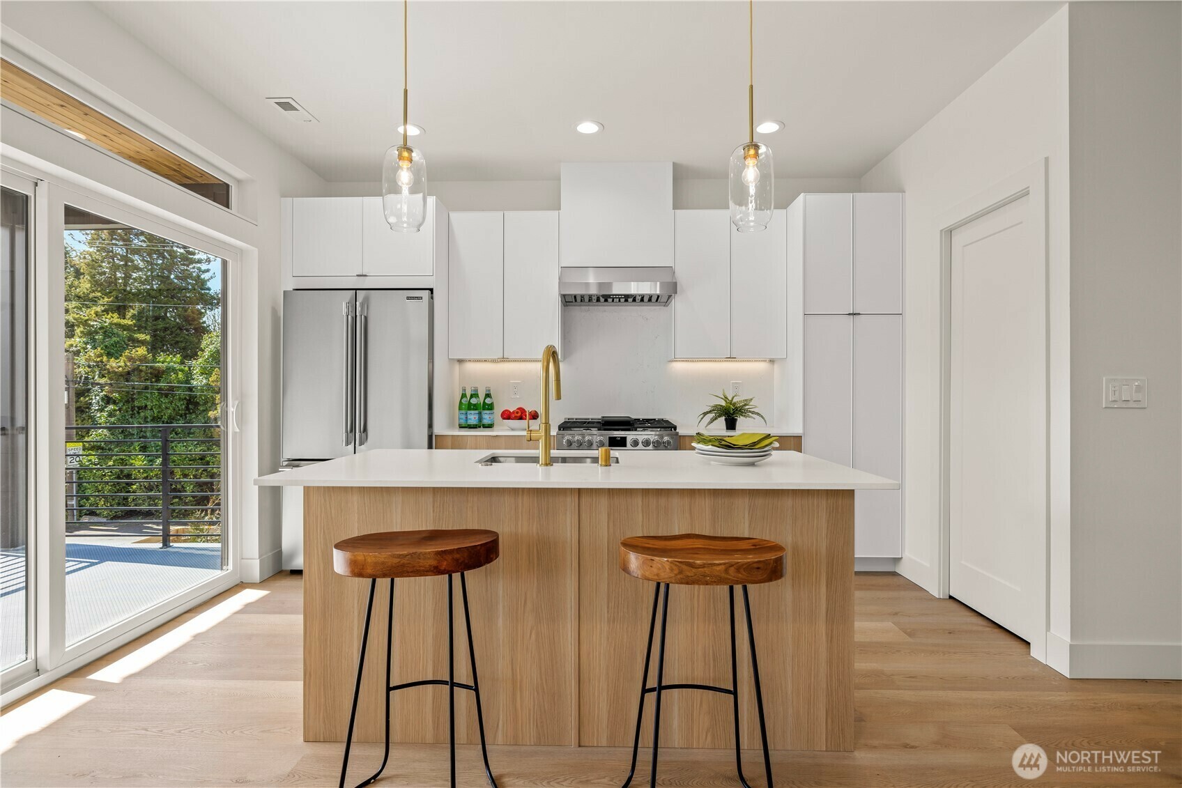Property Photo: 6732 21st Avenue SW WA 98106