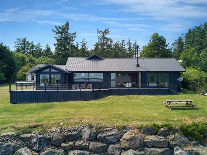 Property Photo:  86 - 88  Pinedrona Lane  WA 98250 