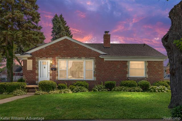 Property Photo: 7320 Colonial Street MI 48127