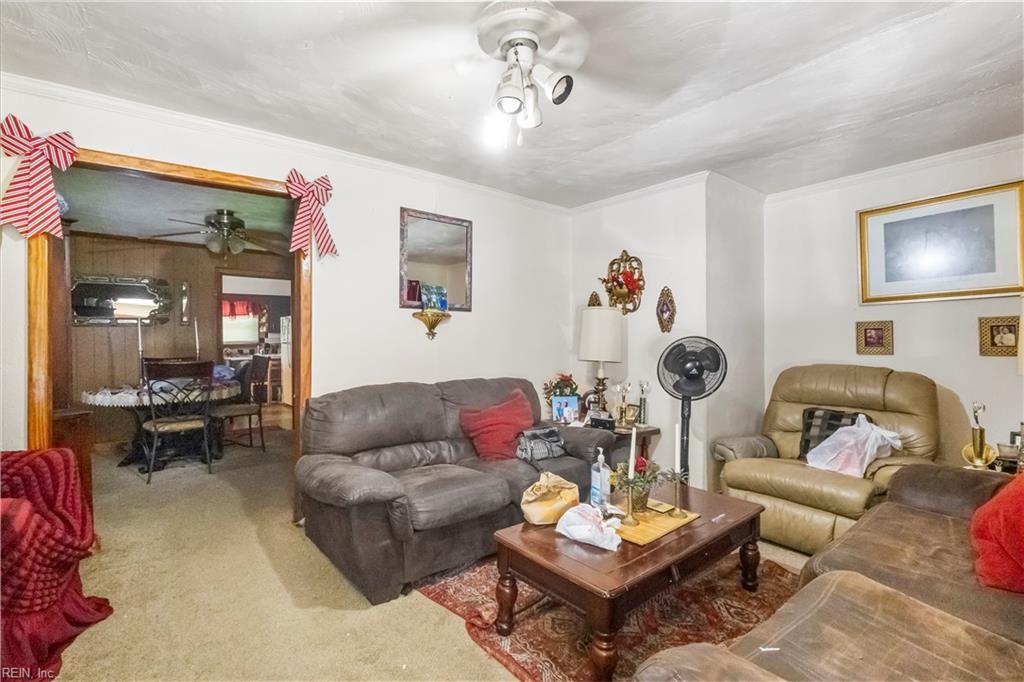 Property Photo:  249 Choate  (251) St  VA 23707 