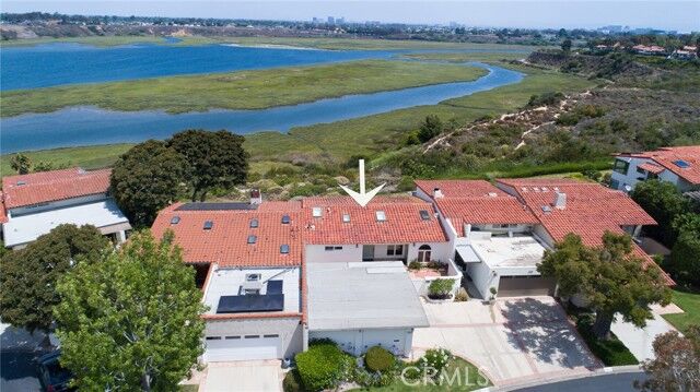 Property Photo: 2163 Vista Entrada CA 92660