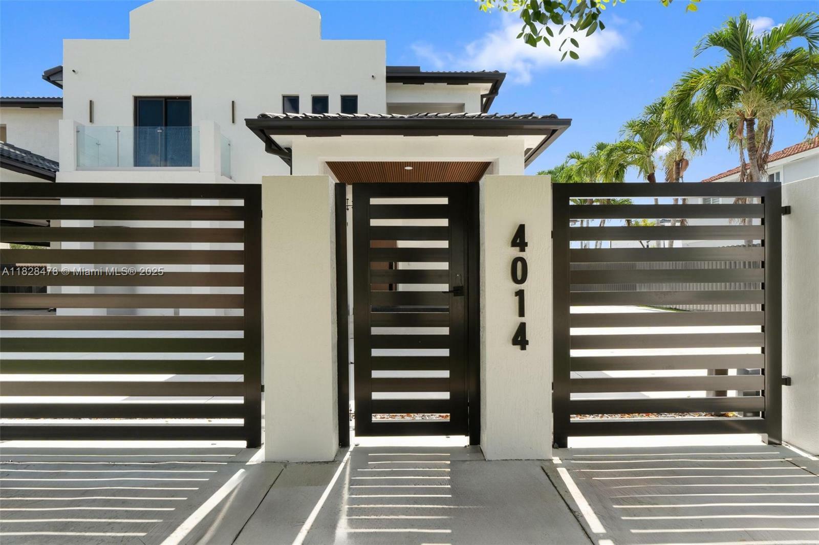 4014 SW 144th Pl  Miami FL 33175 photo