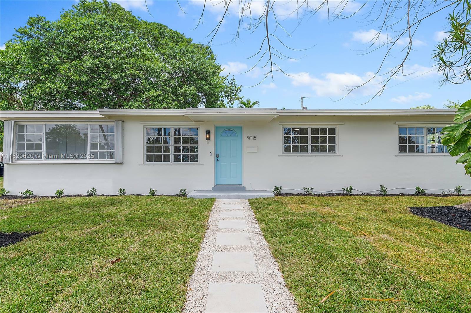 9915 SW 212th St  Cutler Bay FL 33189 photo