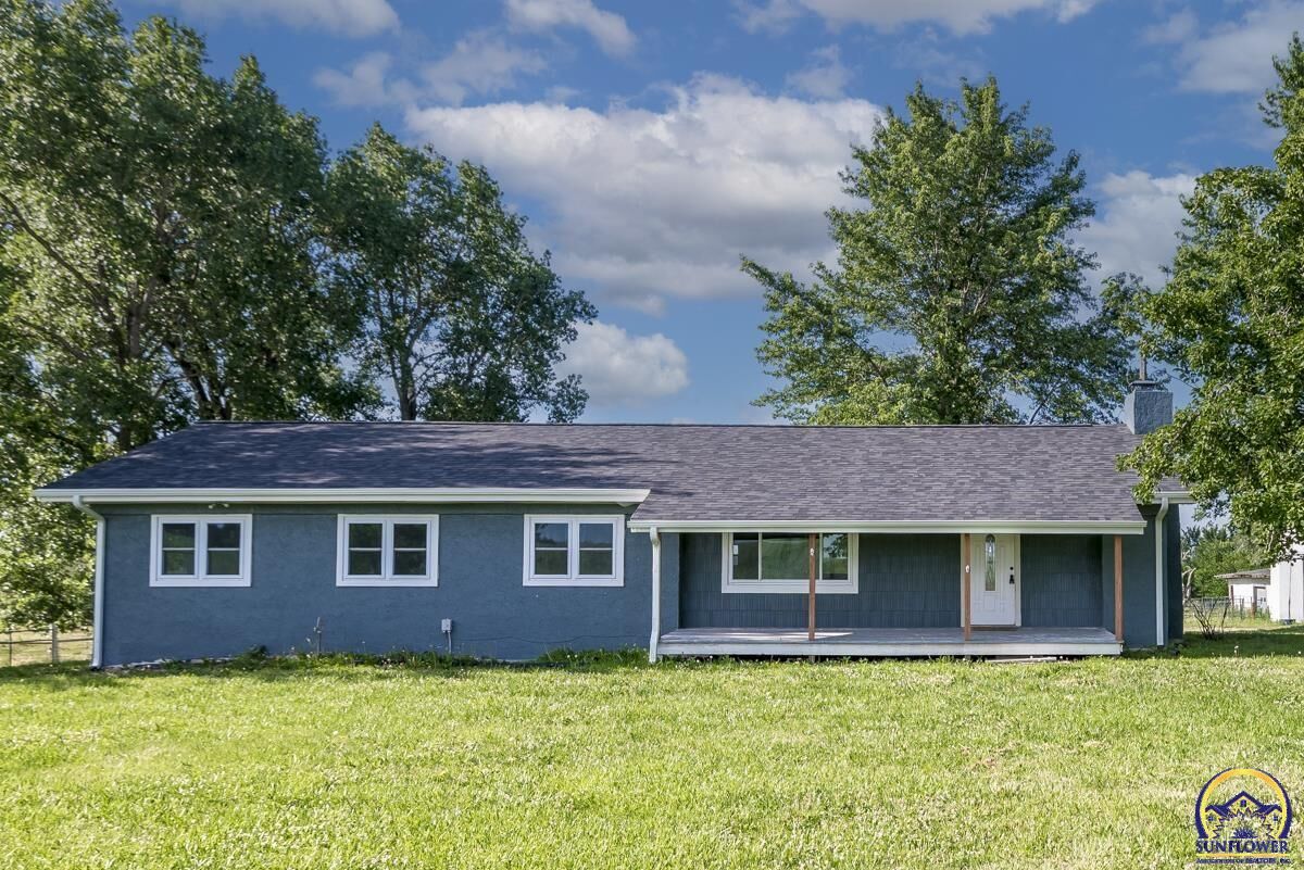 Property Photo:  9245 SW 89th St  KS 66402