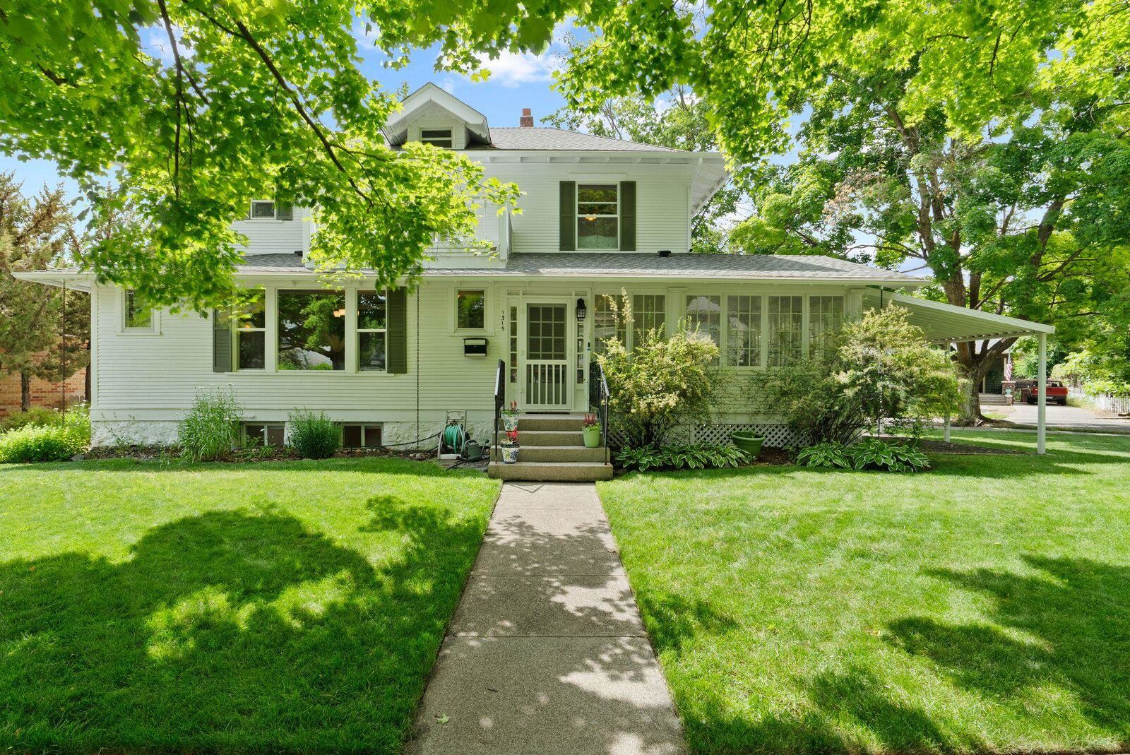 Property Photo:  1315 N Hollis St  WA 99201 