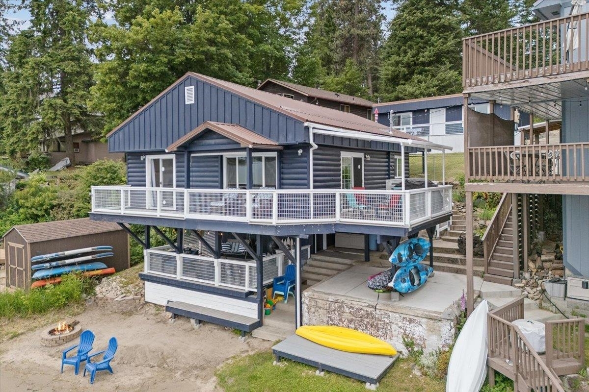 Property Photo: 45494 Lake Shore Homes Rd WA 99148