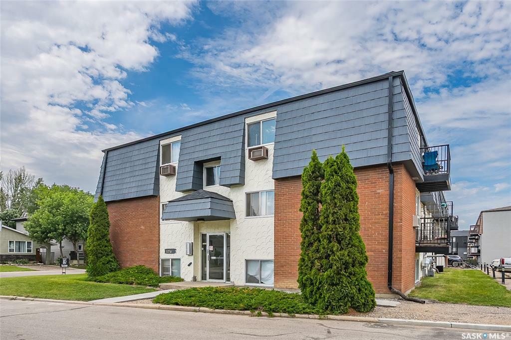 176 Acadia Court 9  Saskatoon SK S7H 4T7 photo