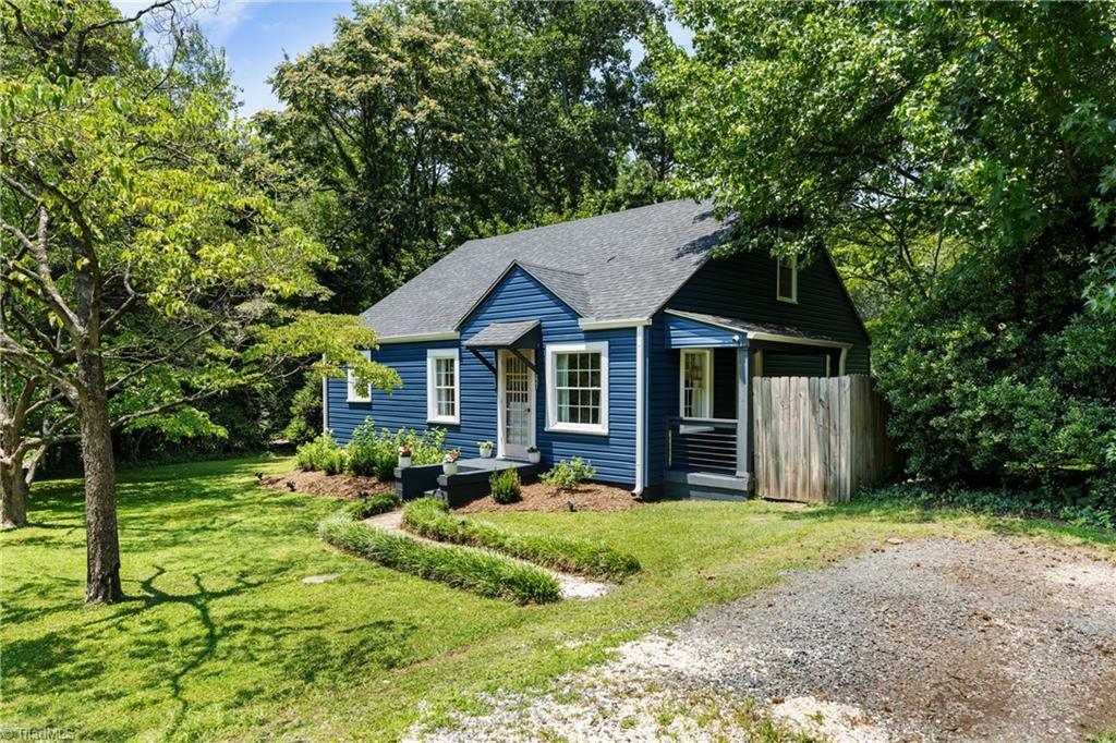 Property Photo: 227 Tipperary Lane NC 27104