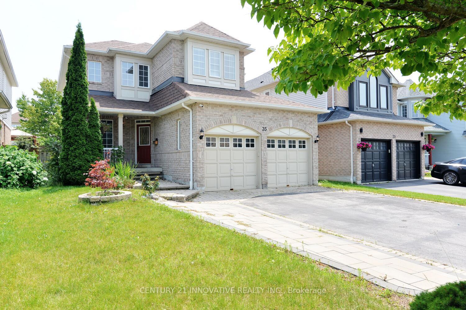 Property Photo: 35 Weldon Street ON L1R 2T5