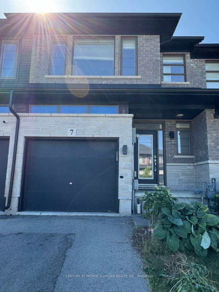 7 Greenwich Avenue  Hamilton ON L8J 0L4 photo