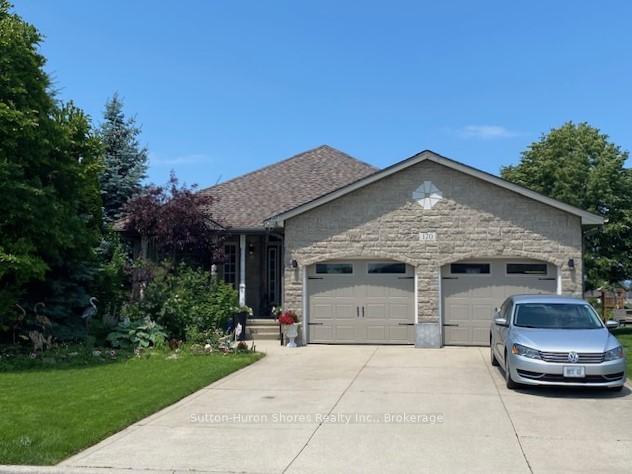 Property Photo: 170 Stickel Street ON N0H 2C1
