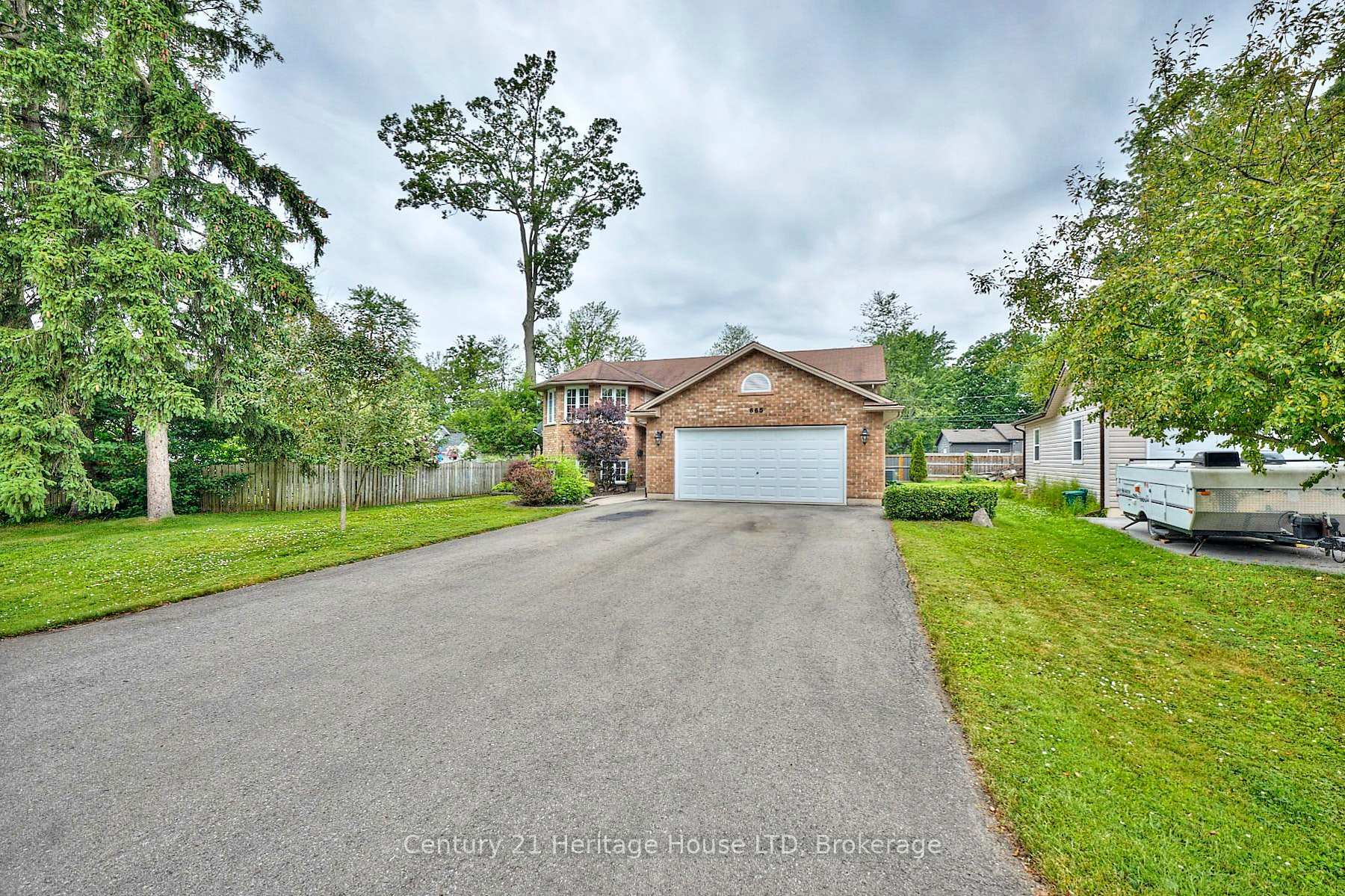 Property Photo:  665 Grandview Road  ON L2A 4V4 