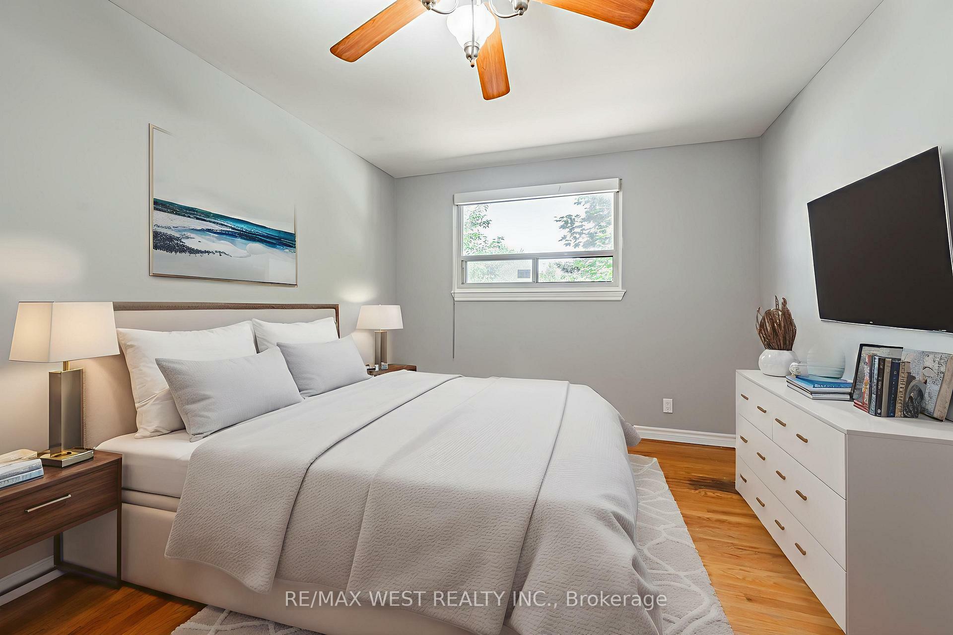 Property Photo: 765 West Shore Boulevard ON L1W 2V5