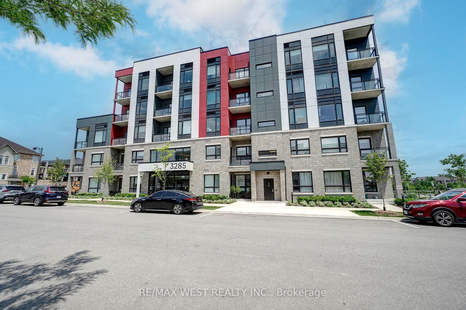 Property Photo: 3285 Carding Mill Trail 302 ON L6M 1S1