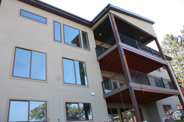 Property Photo: 7950 S Top Of The World Dr E 16 UT 84121