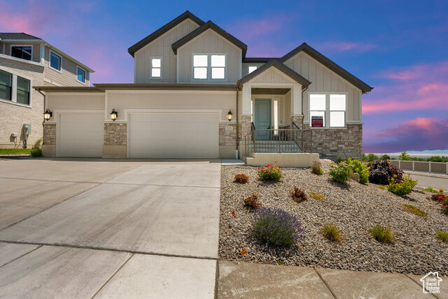 Property Photo: 1378 E Orchard Ridge Ln UT 84037