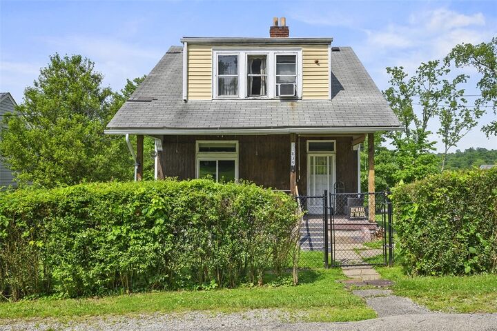 Property Photo: 11839 Crockett St PA 15647