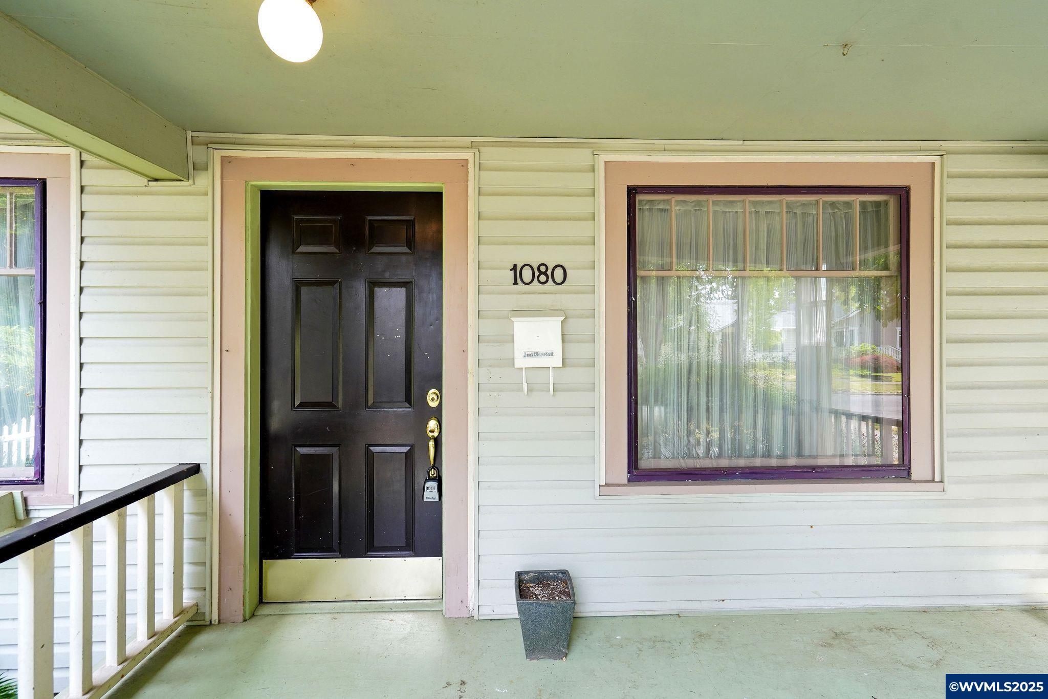 Property Photo: 1080 Church St NE OR 97301