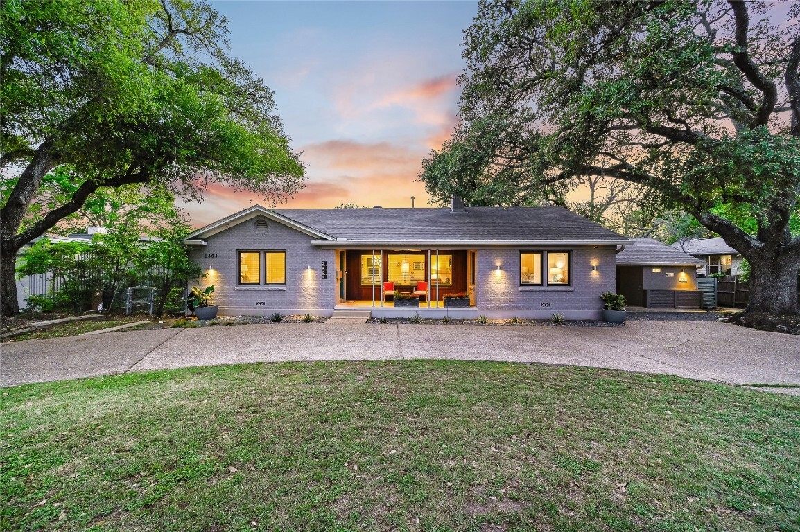 Property Photo: 5404 Shoal Creek Boulevard TX 78756