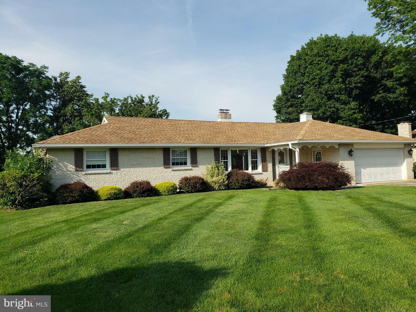 Property Photo: 841 Sunlight Drive PA 17402